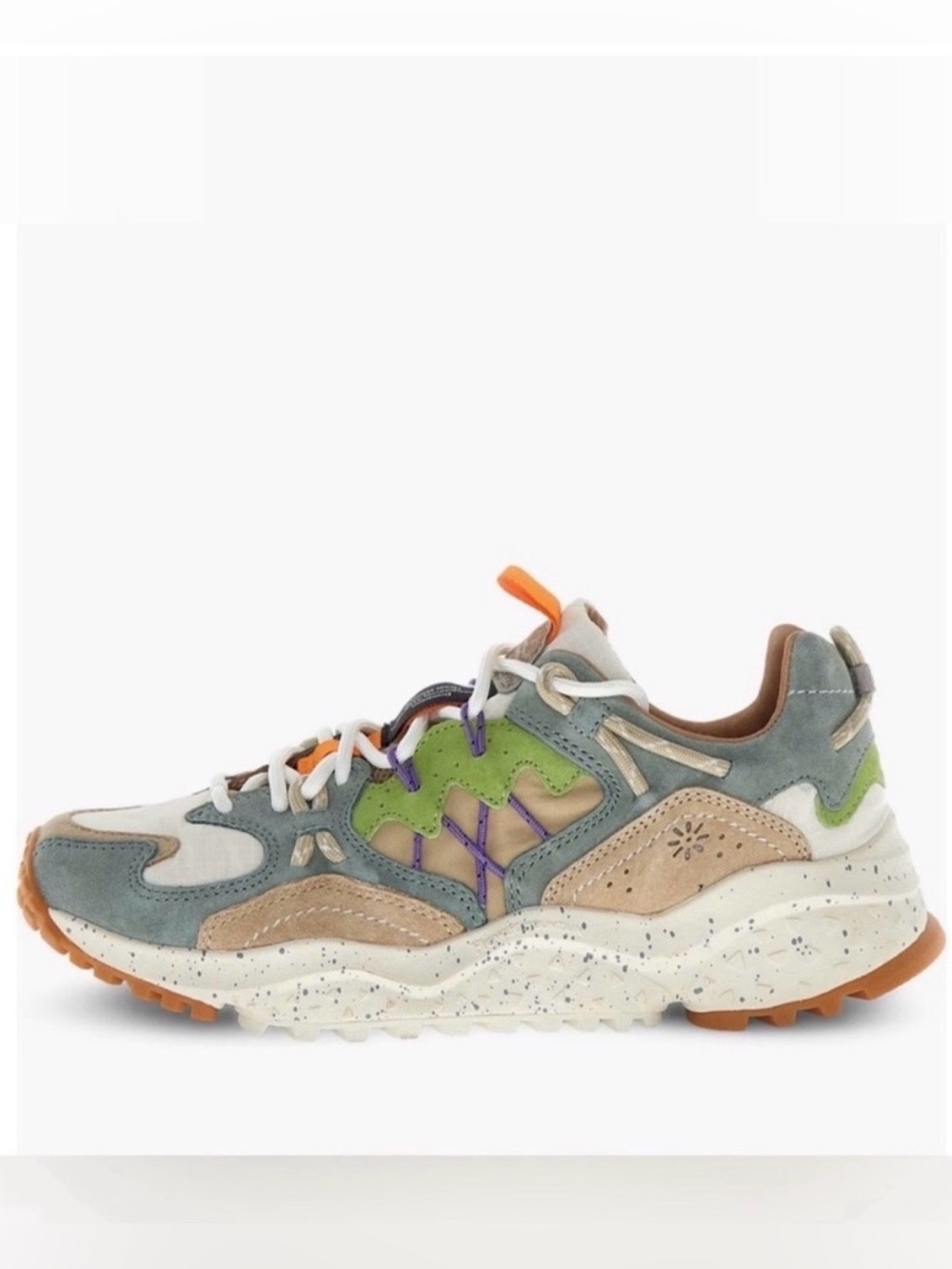 NWT Flower Mountain Yamabushi Sneaker in Beige - Sage